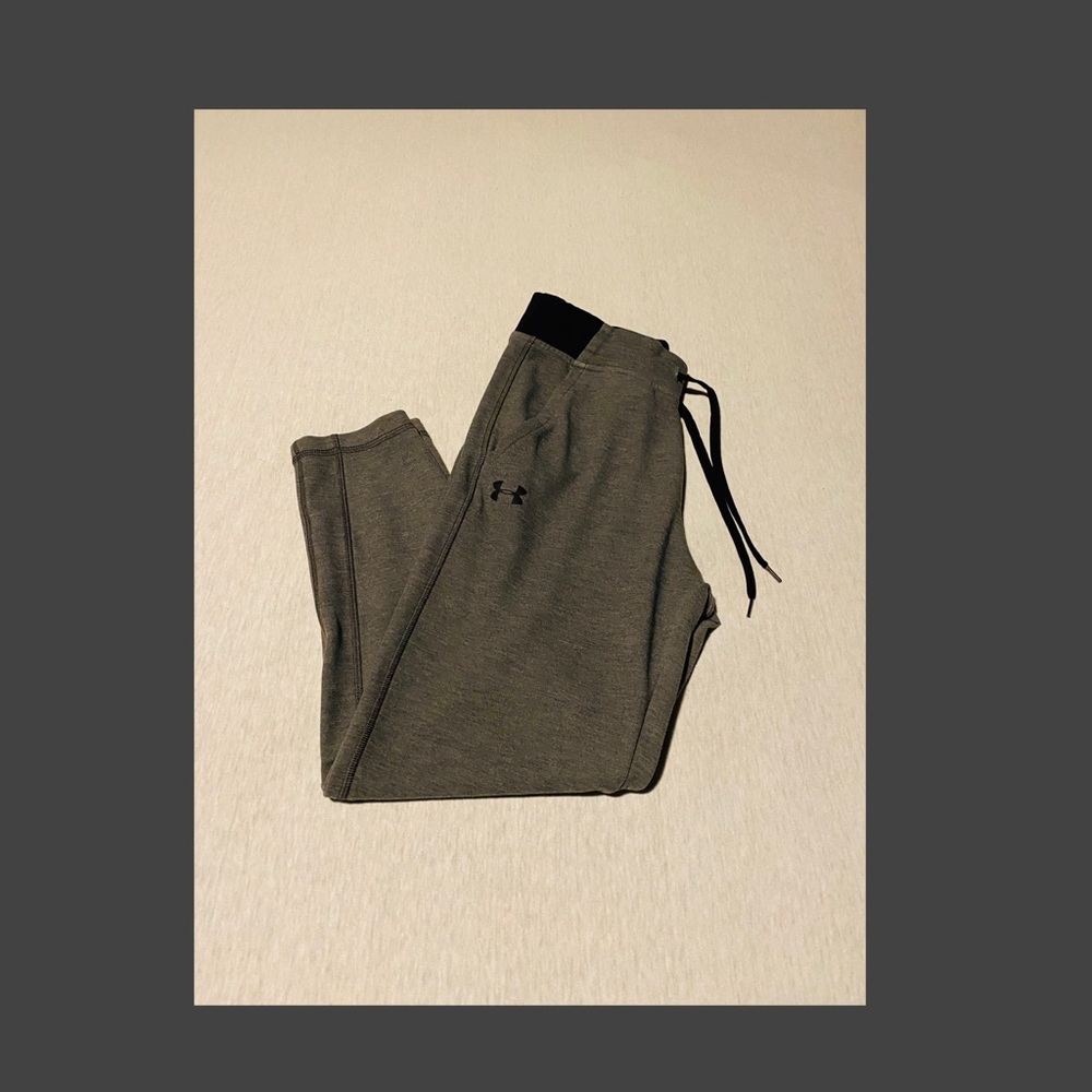 Under armor capri sweats